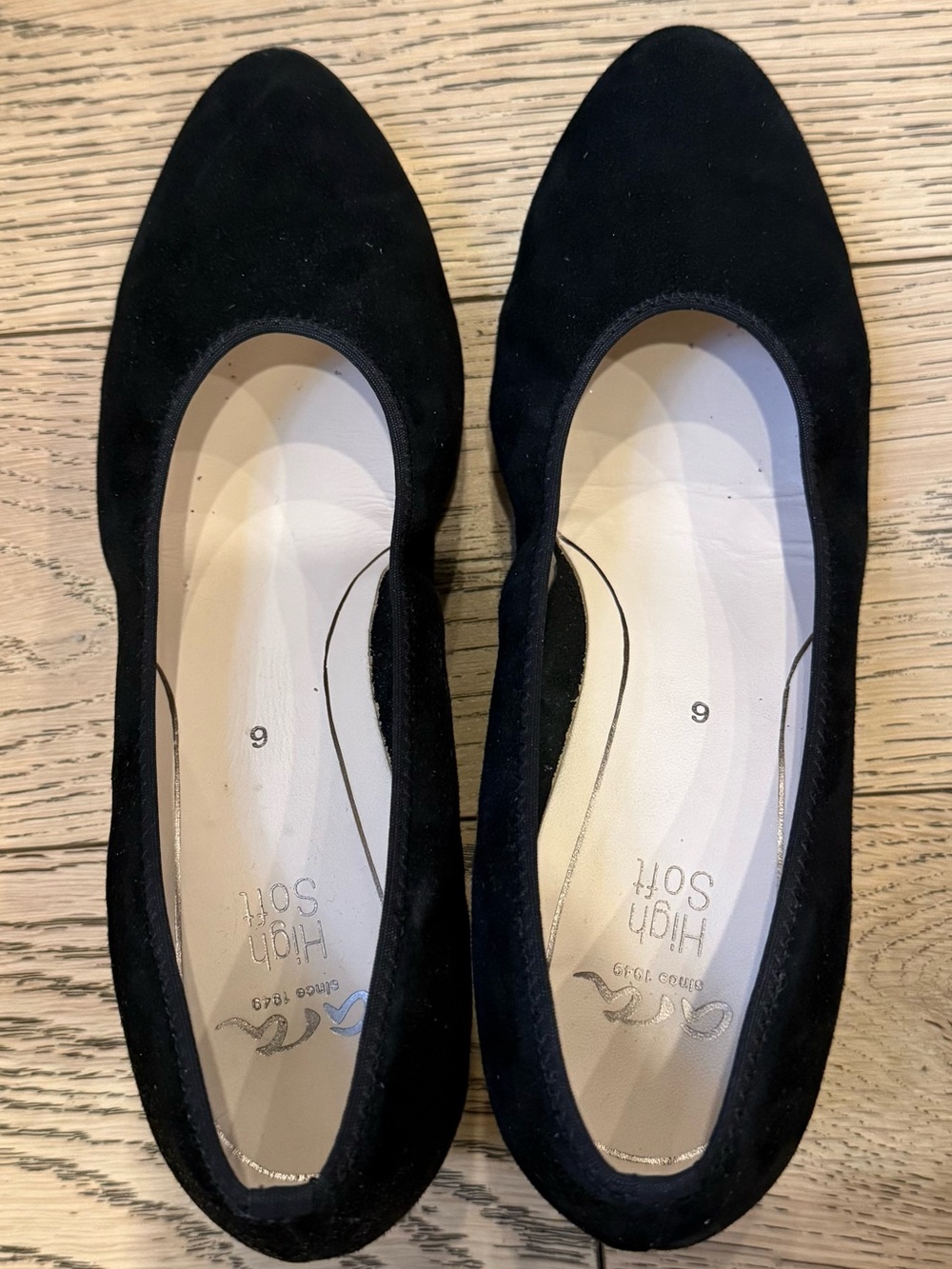 ara Vivian Pump Black Suede High Soft Low Heel Pumps Size 6